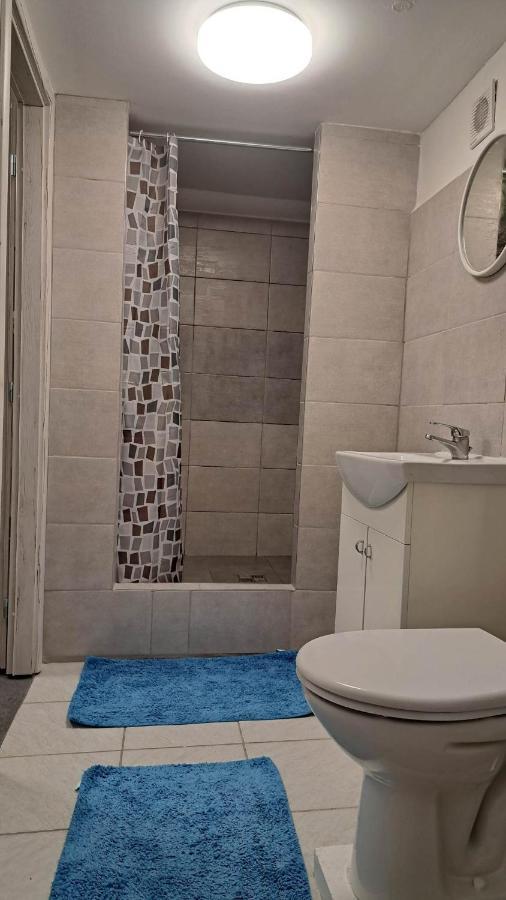 Naty Apartman Haniska ภายนอก รูปภาพ