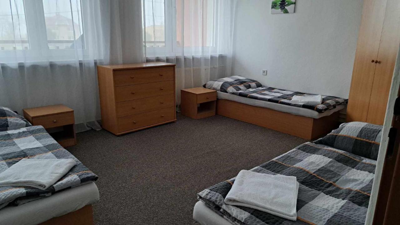 Naty Apartman Haniska ภายนอก รูปภาพ